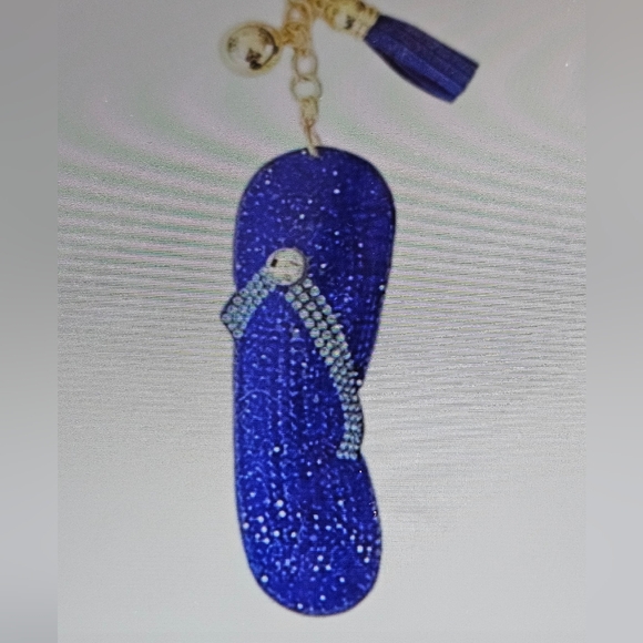DIVAS LiMiTED Blue Rhinestone Key Holder - Picture 2 of 3